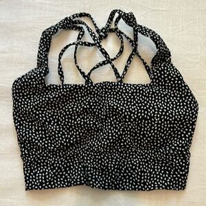 Buffbunny revolution sports bra